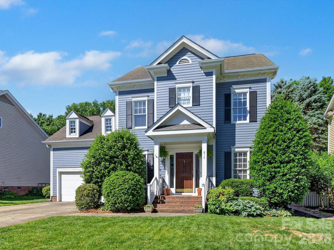 814 Stargard Ct., Charlotte, NC 28270