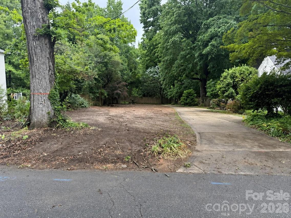 2108 Brandon Cir., Charlotte, NC 28211
