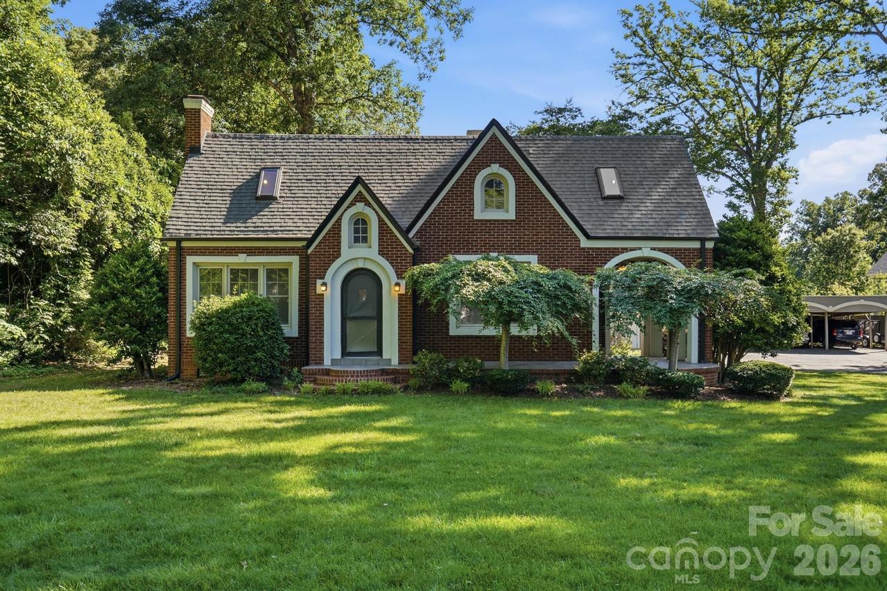 1624 S New Hope Rd., Gastonia, NC 28054