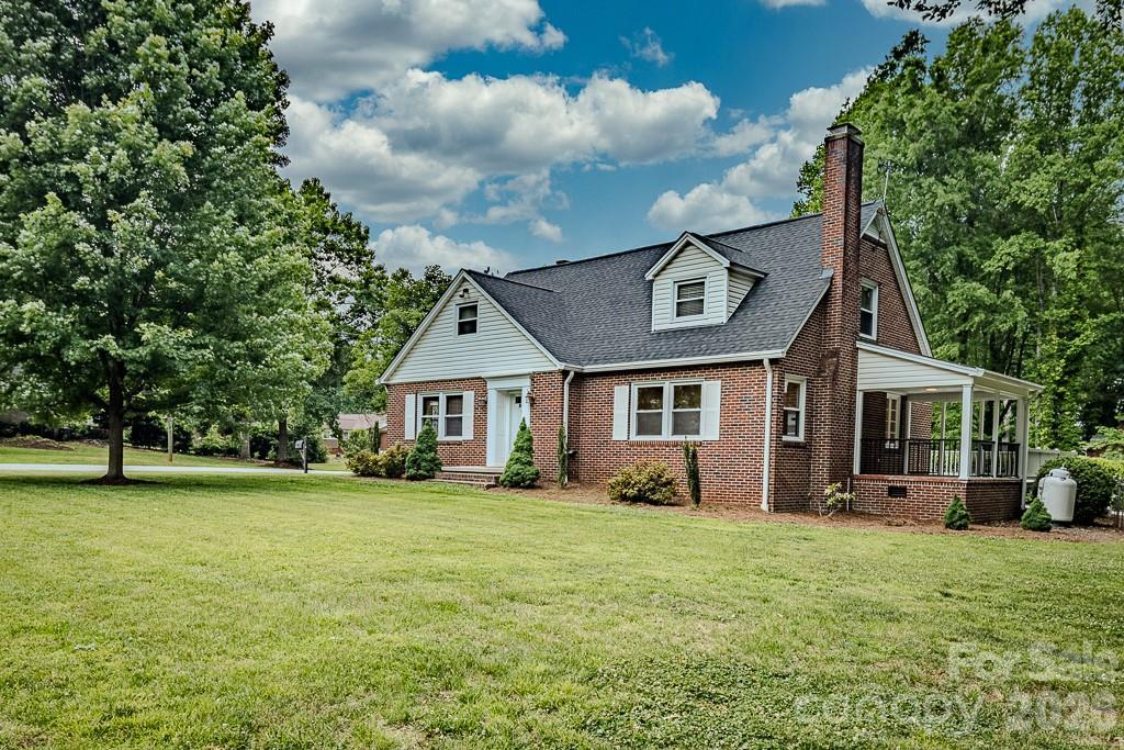 803 First Ave. #1, Conover, NC 28613