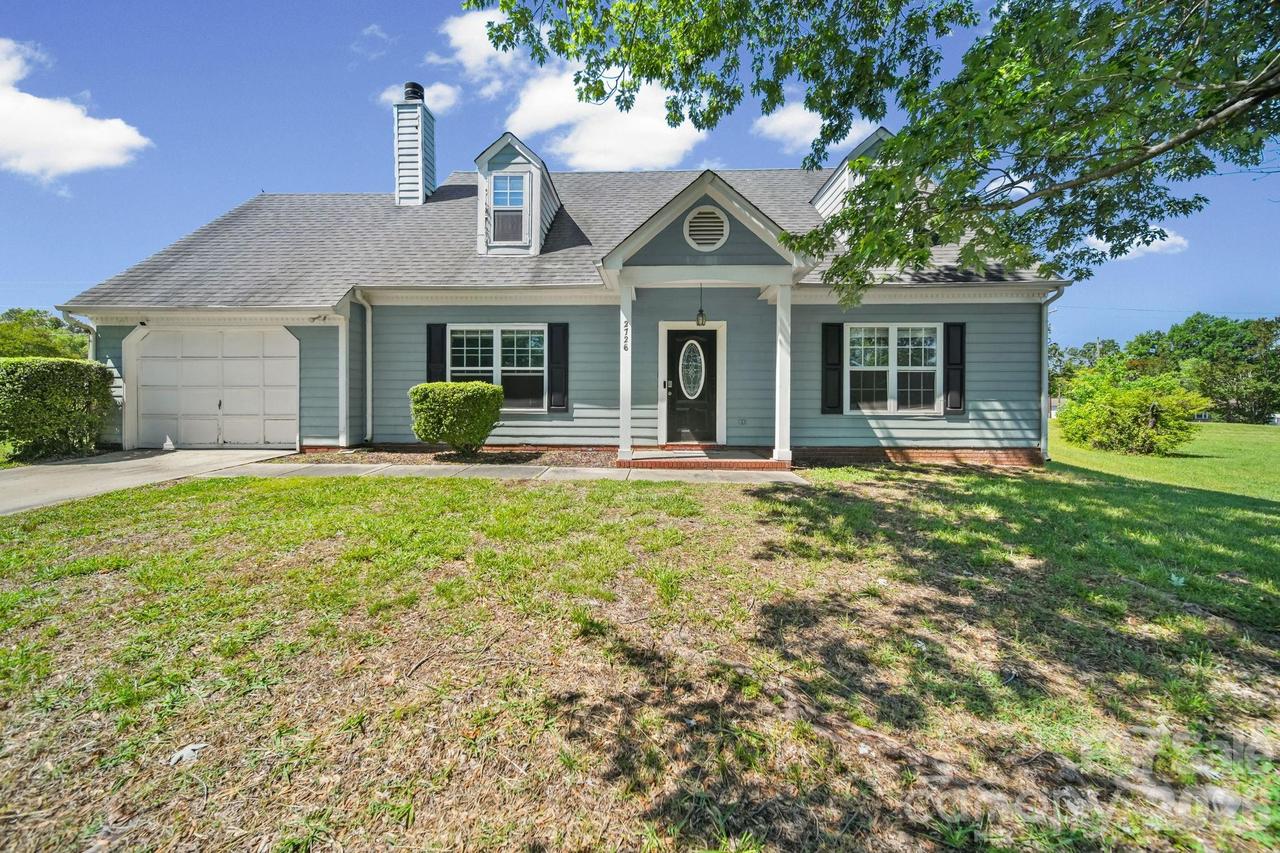 2726 Haversham Ct., Charlotte, NC 28216