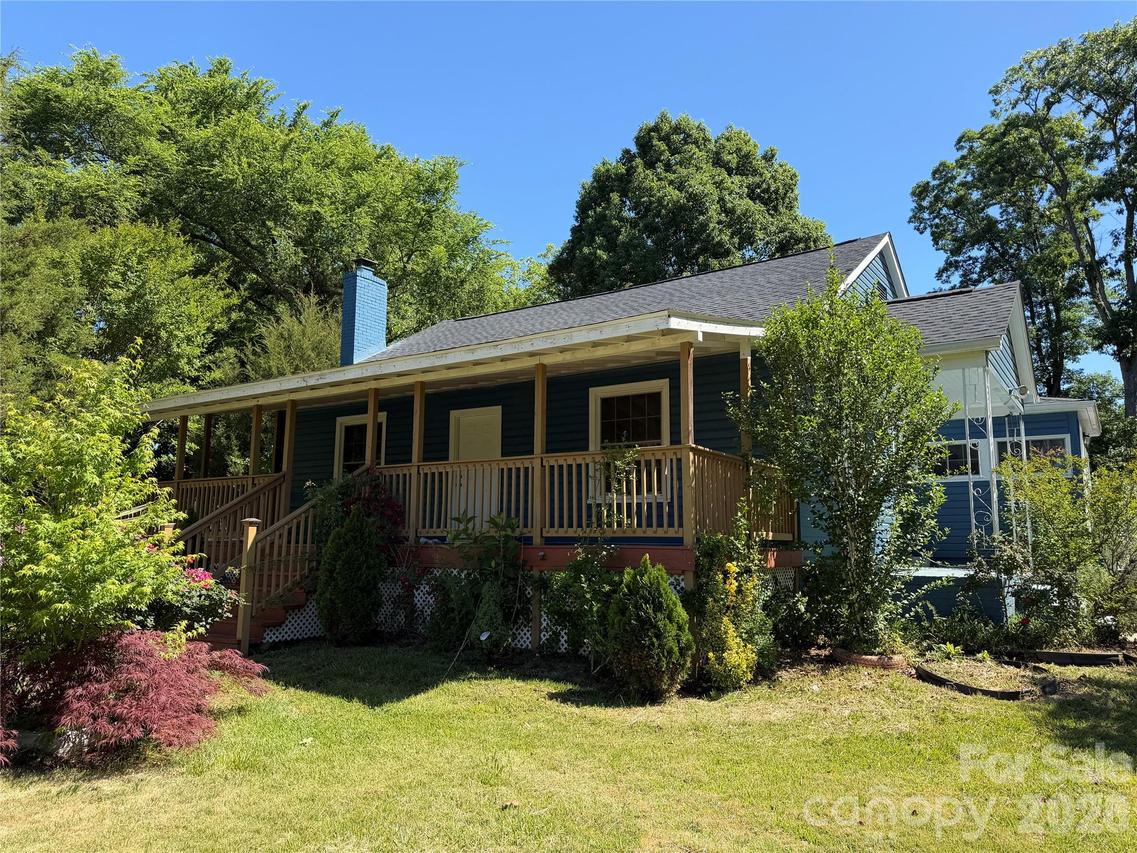 6228 Freedom Dr., Charlotte, NC 28214