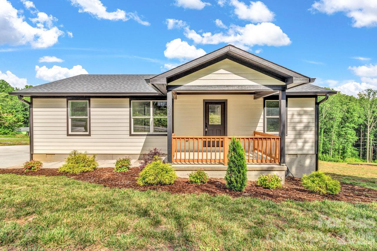 95 Short Dr., Marion, NC 28752