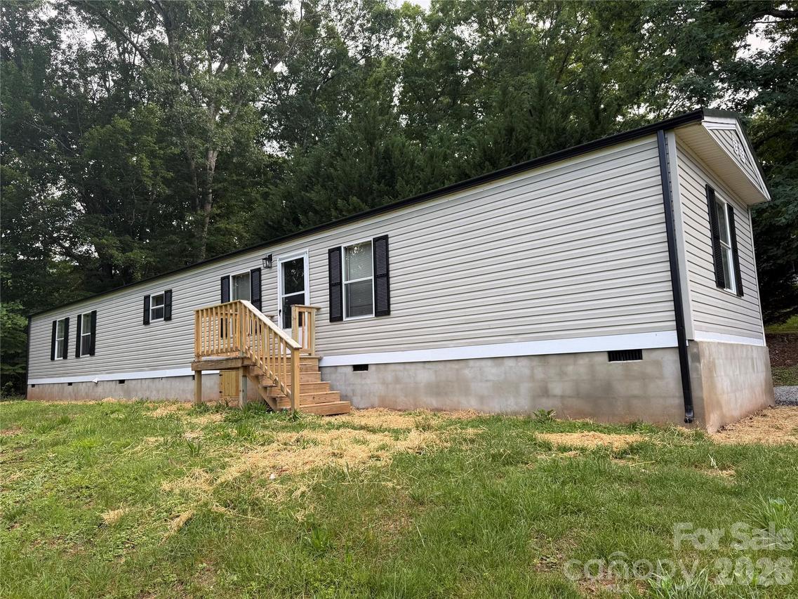 4956 Crawley Dale St., Morganton, NC 28655
