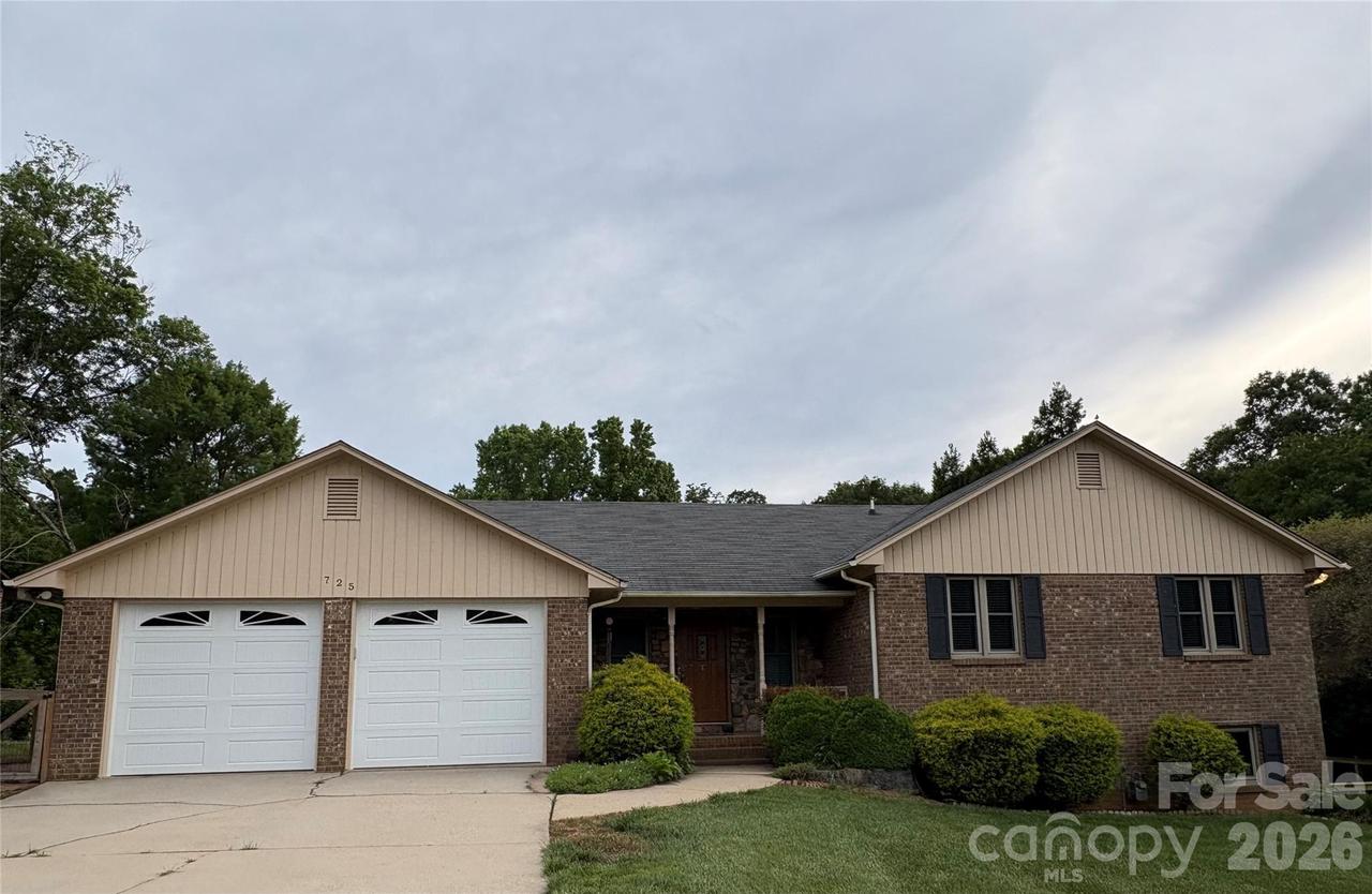 725 Sunridge Dr. #18, Lincolnton, NC 28092