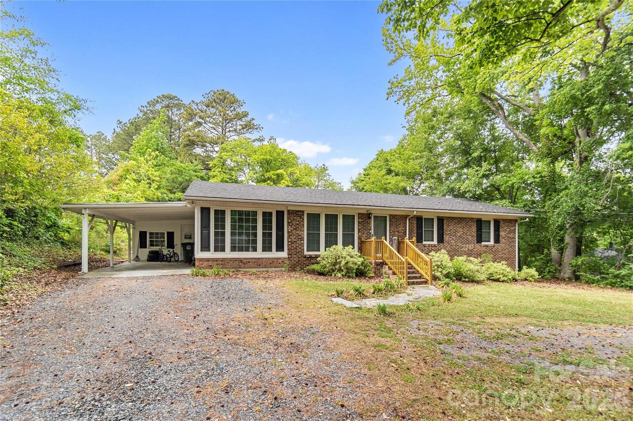 1141 Shannon Dr., Wadesboro, NC 28170