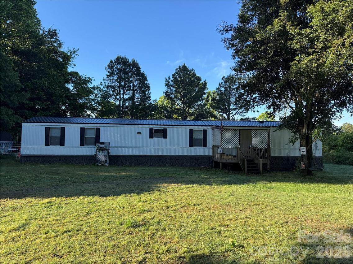 131 Bethany Woods Ln., Statesville, NC 28625