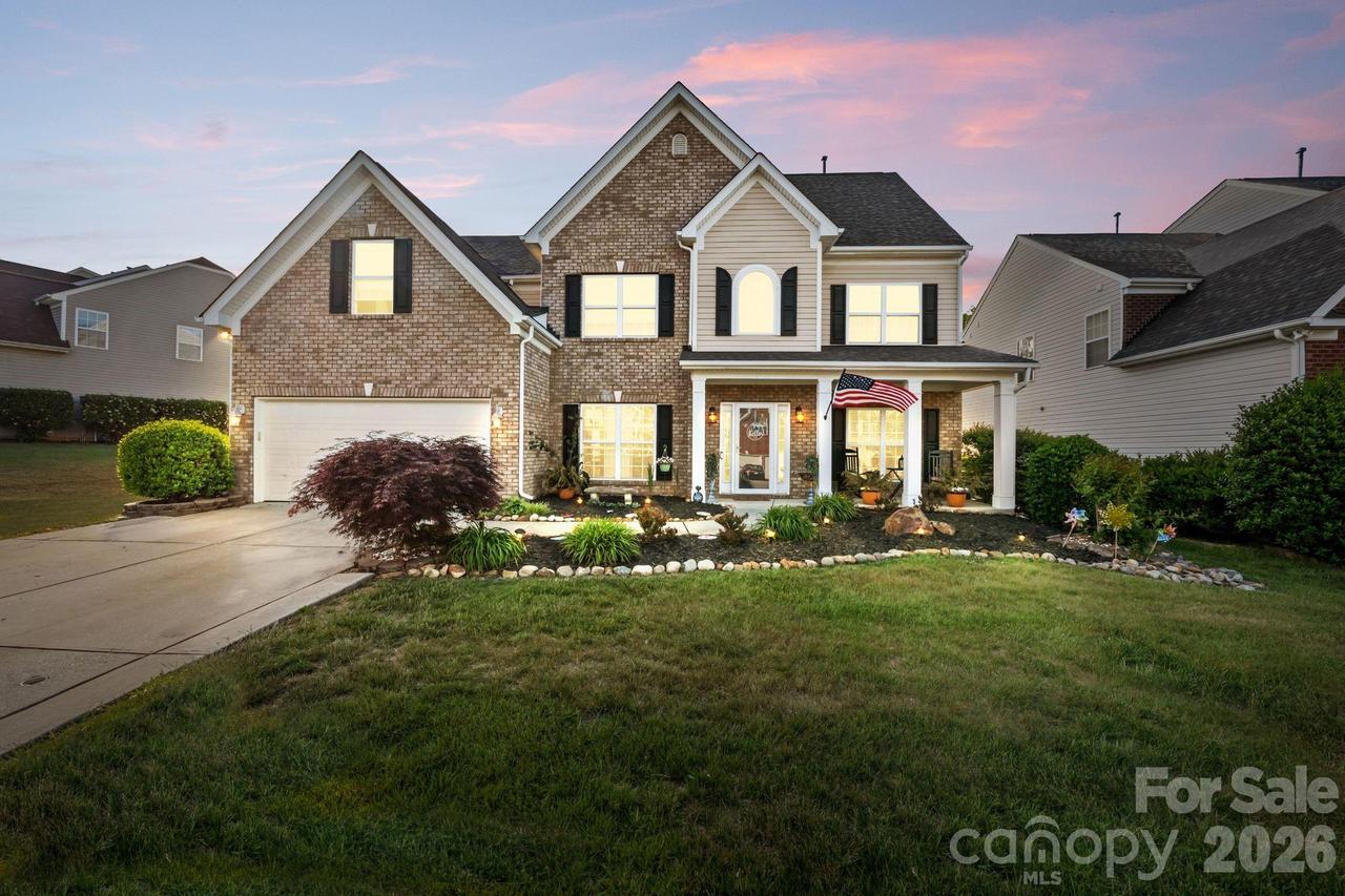 8423 Mossy Cup Tr., Harrisburg, NC 28075