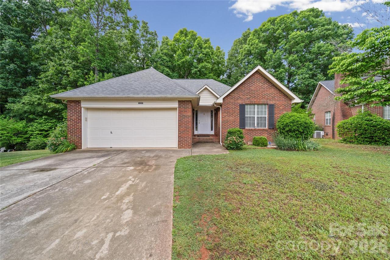 4808 Liska Ct., Charlotte, NC 28227