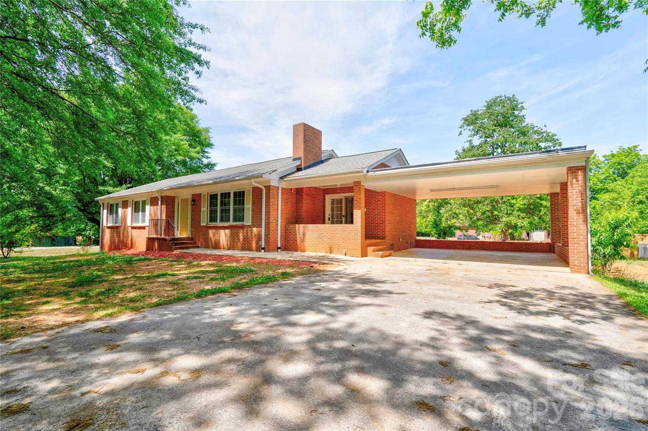 2903 Forbes Rd., Gastonia, NC 28056
