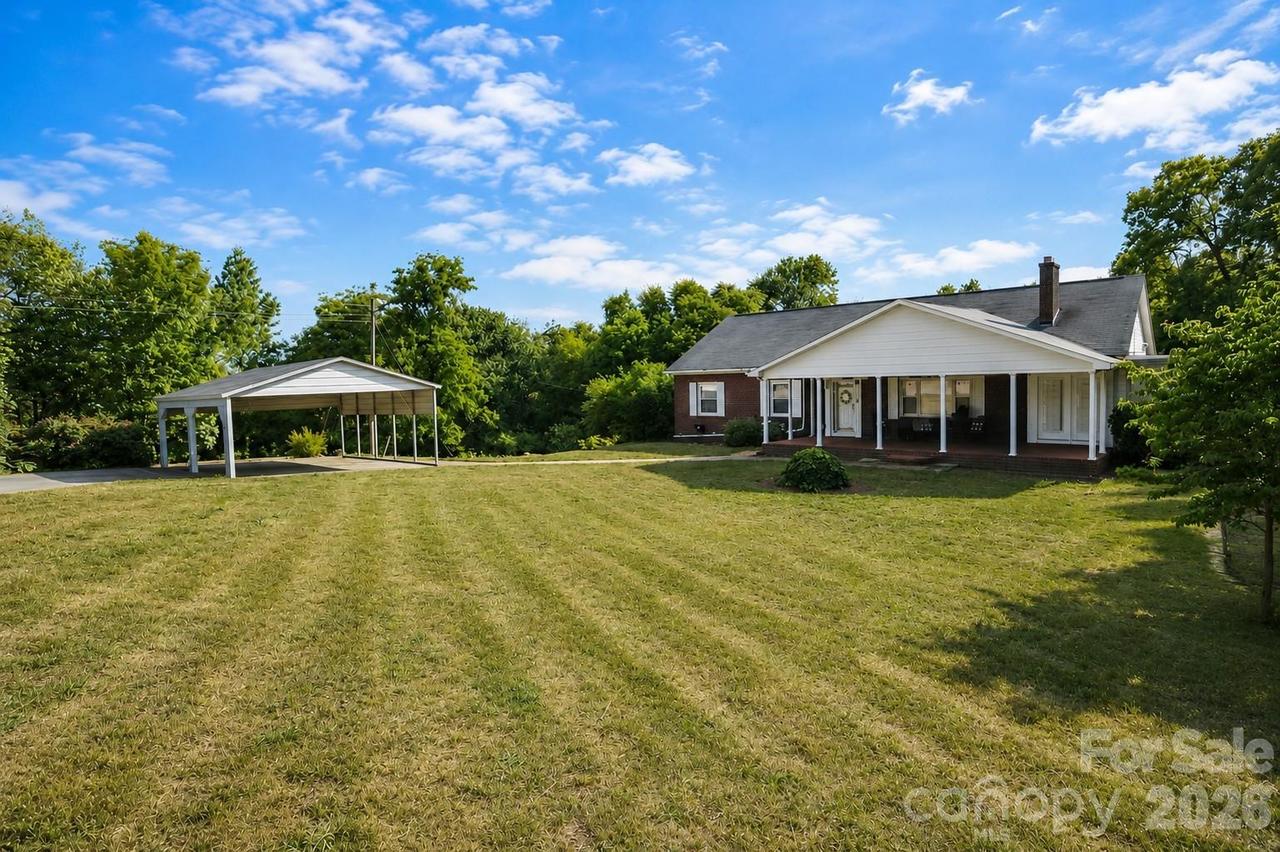 3021 Davis Park Rd., Gastonia, NC 28052