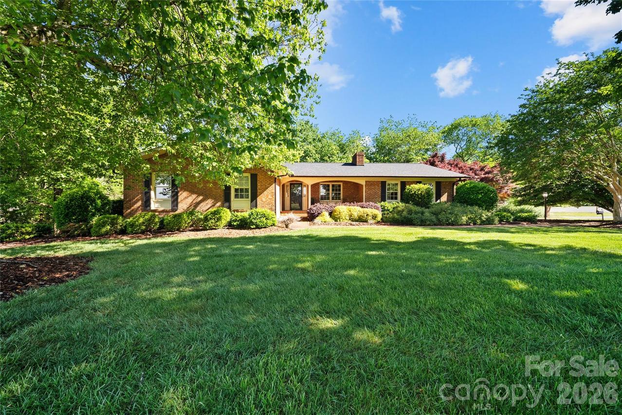 27211 Hedge Rd., Albemarle, NC 28001
