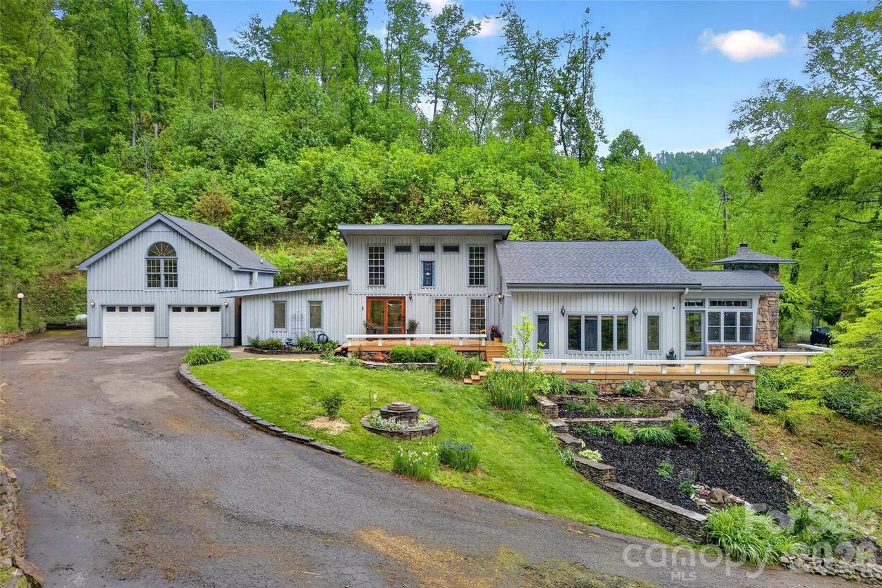 3068 S 226 Hwy., Bakersville, NC 28705