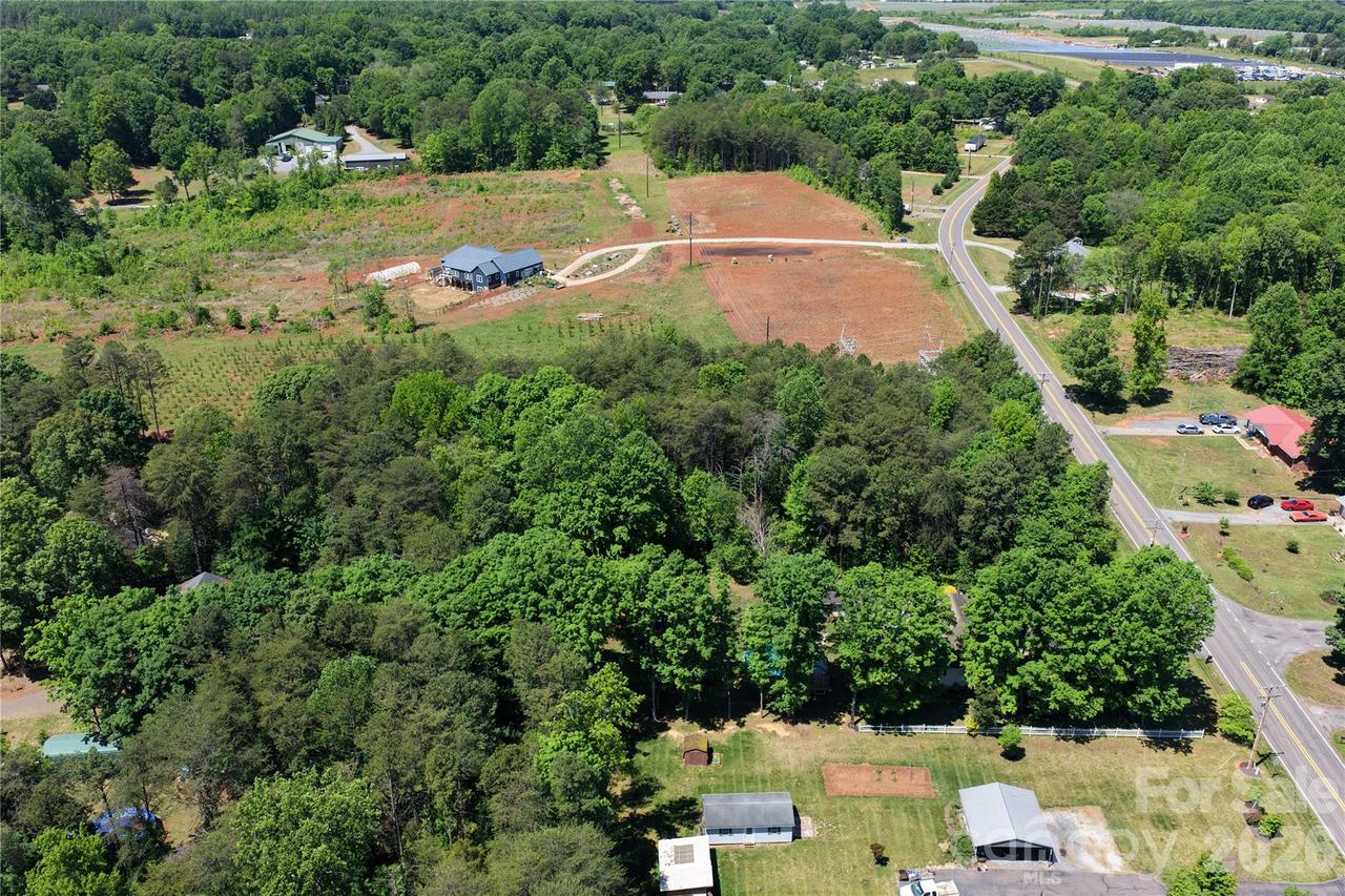 0000 Deadmon Rd., Mocksville, NC 27028