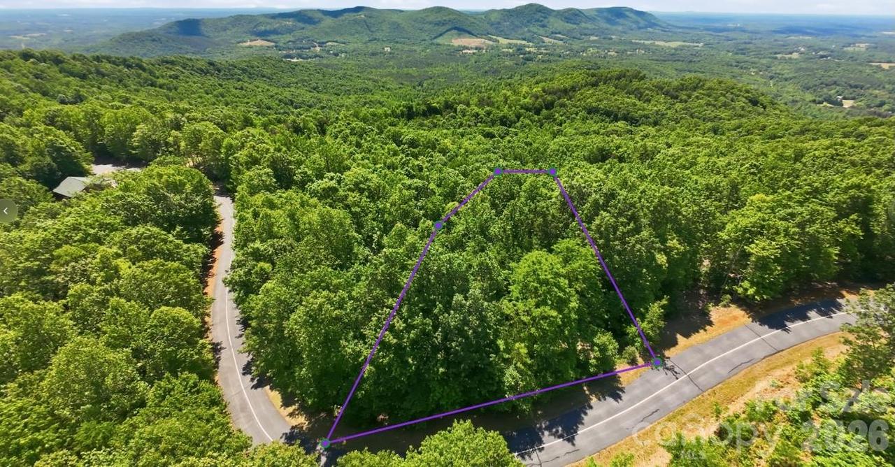 85 Adirondack Ln., Bostic, NC 28018
