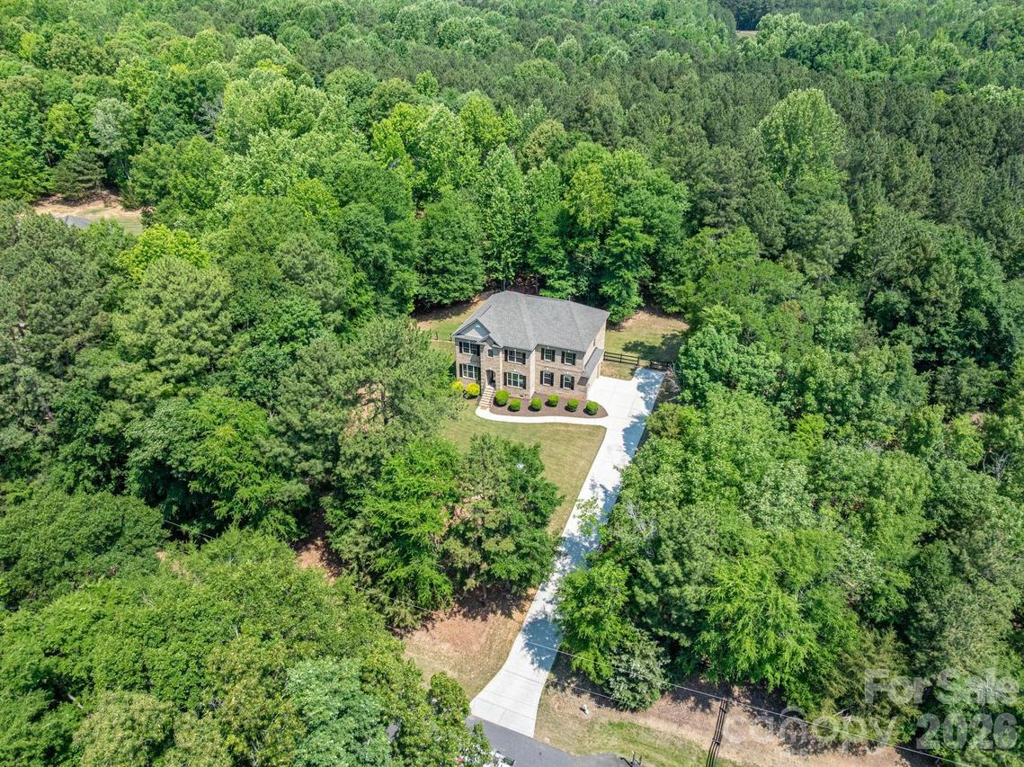 227 Bay Shore Dr., Belmont, NC 28012