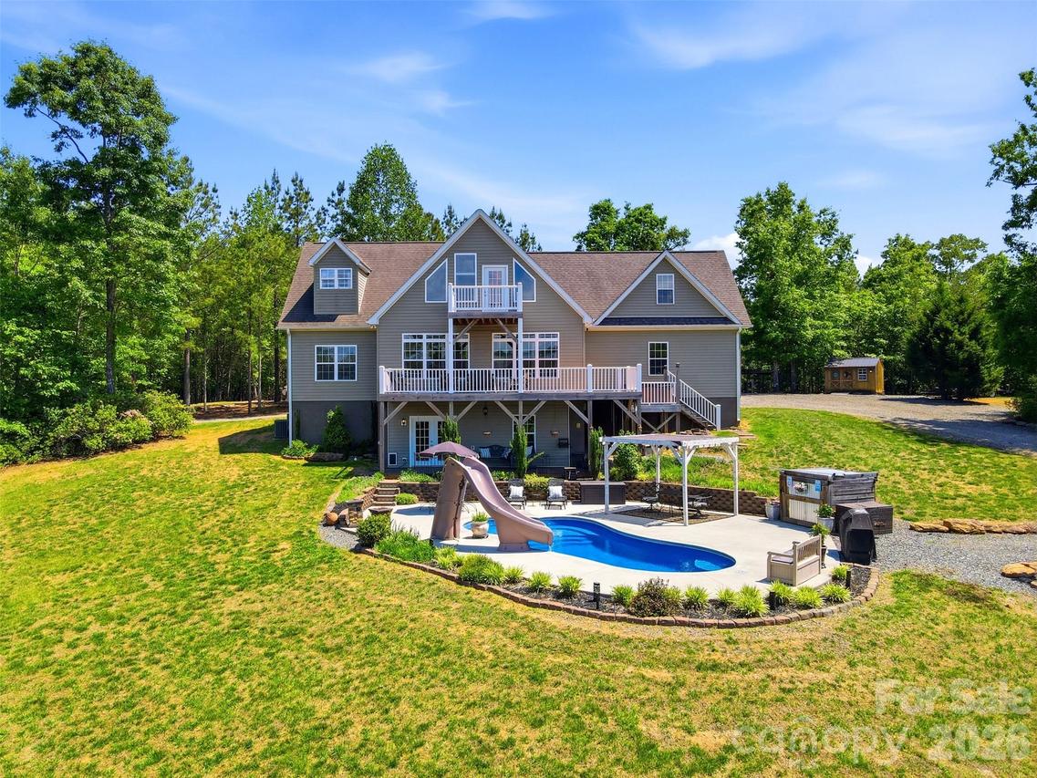 631 Sedona Dr., Nebo, NC 28761