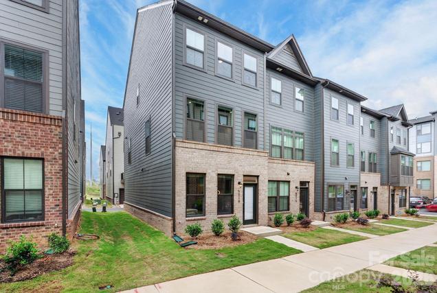 New Homes For Sale This Week That Attend Harding University High School: May 8th to May 14th