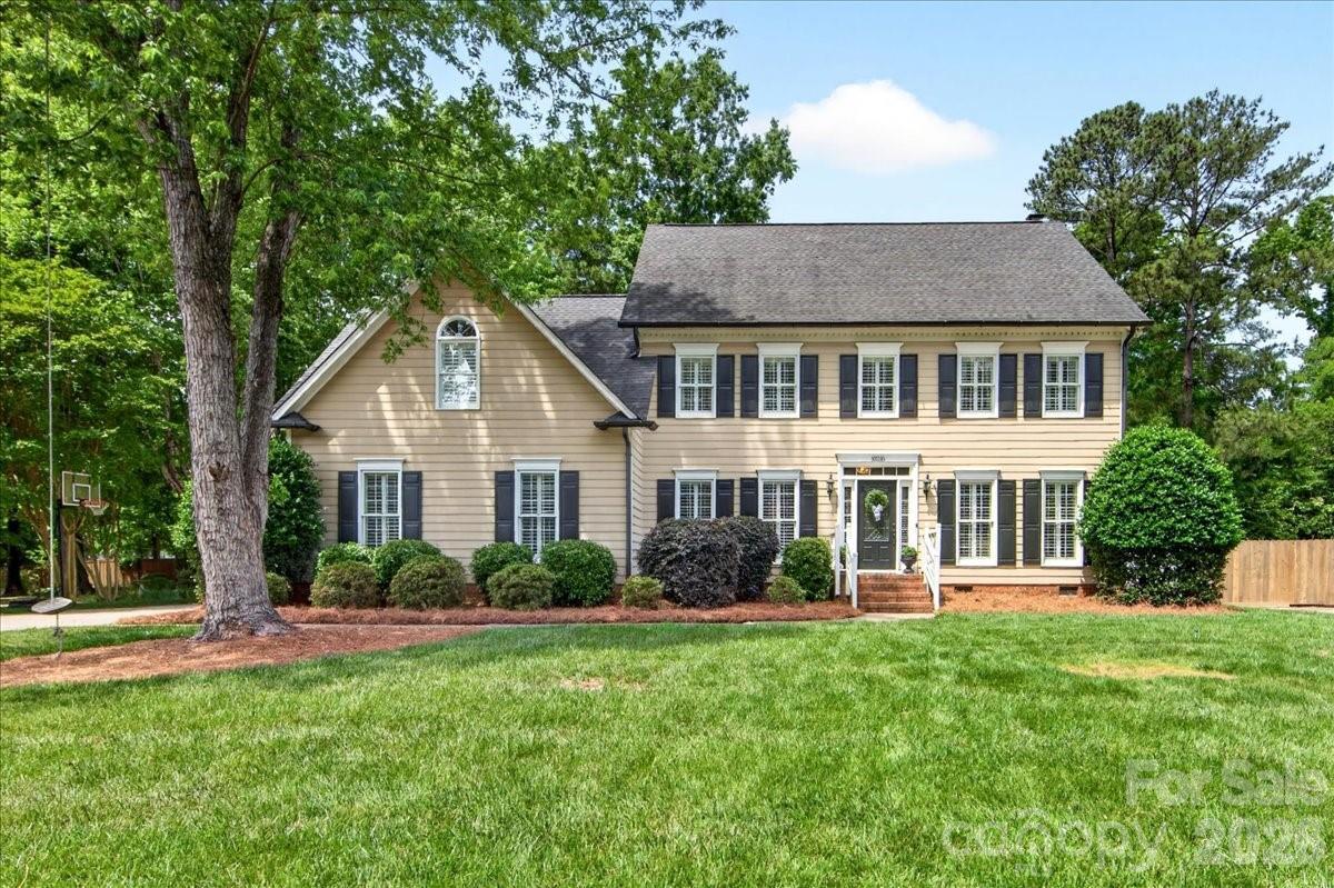 10216 Hollybrook Dr., Charlotte, NC 28277