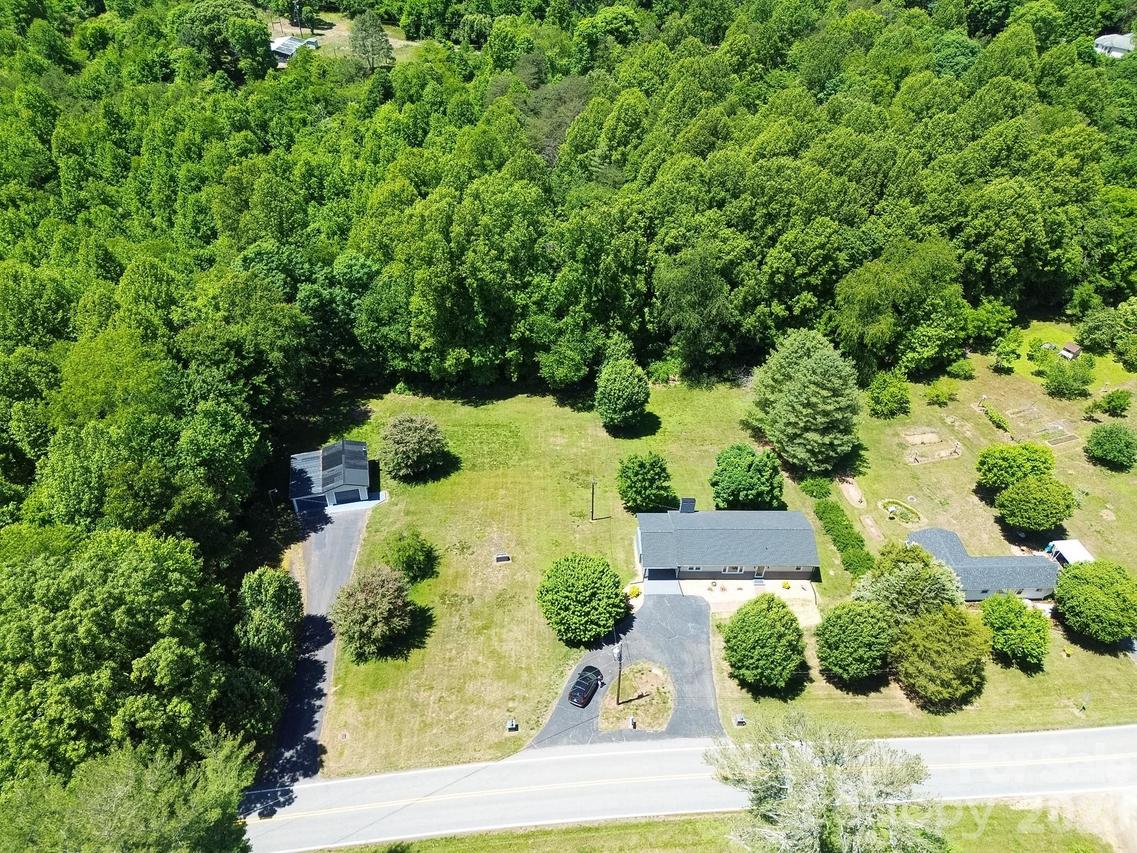 1279 N Hoots Rd., Ronda, NC 28679