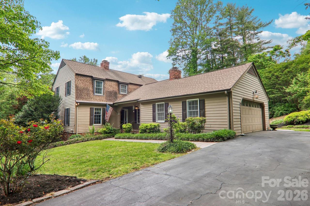 104 Finley St., Hendersonville, NC 28739