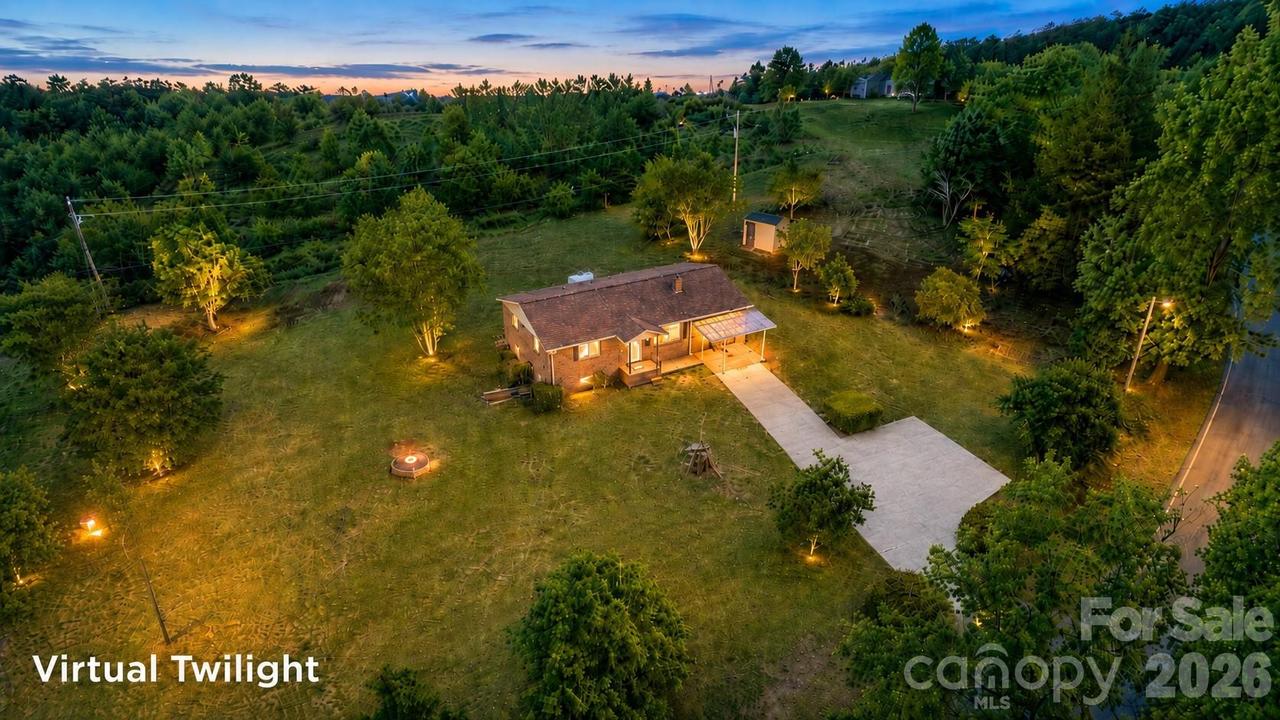 1852 Skyland Dr., Morganton, NC 28655