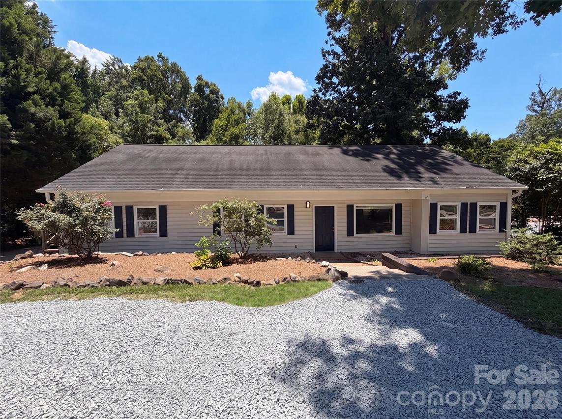 1322 Carolyn Dr., Charlotte, NC 28205