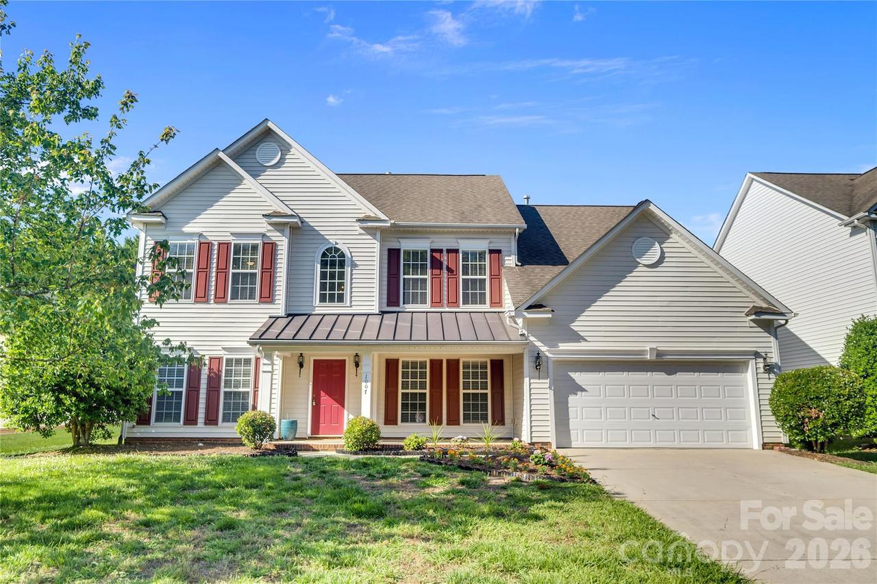 1007 Butterburr Dr., Matthews, NC 28104