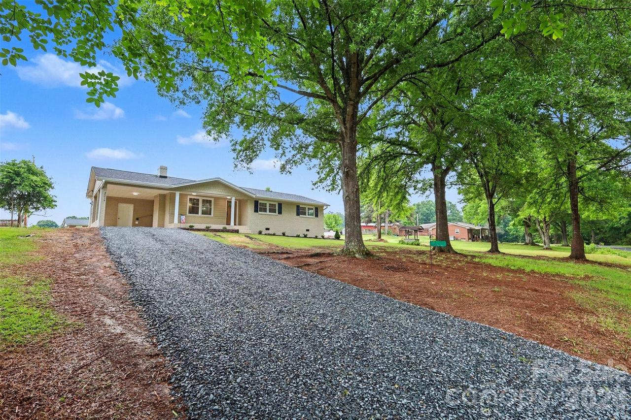 24454 Dillon Rd., Albemarle, NC 28001