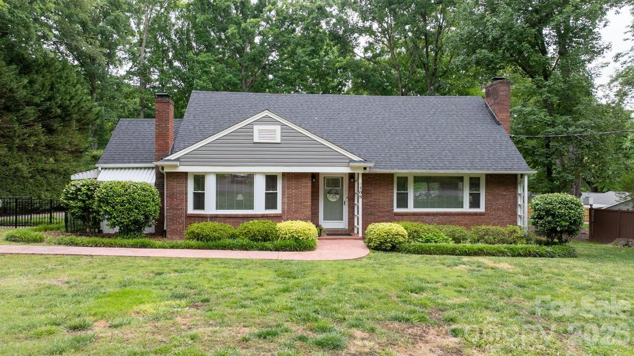 508 2nd Ave., Conover, NC 28613