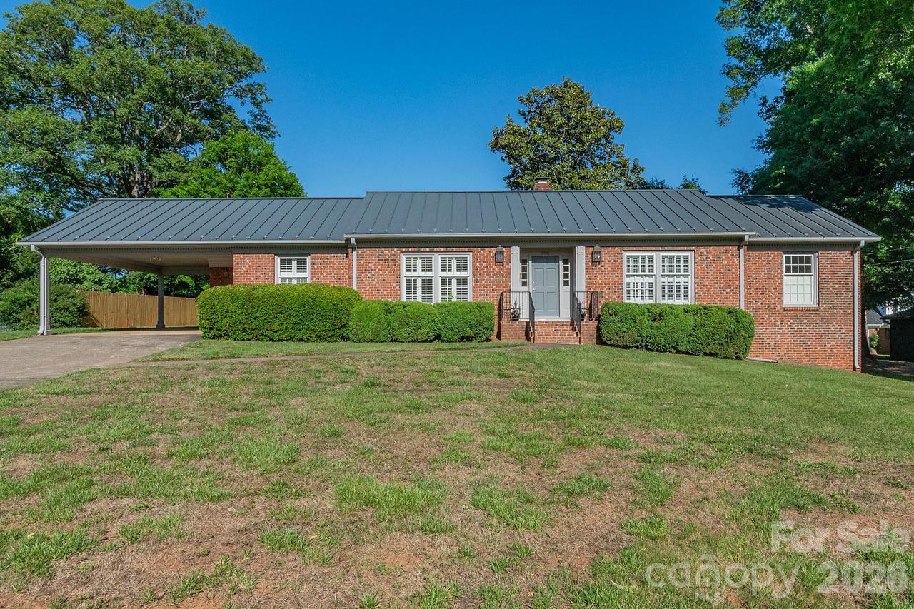 905 Kildee Dr., Lexington, NC 27292