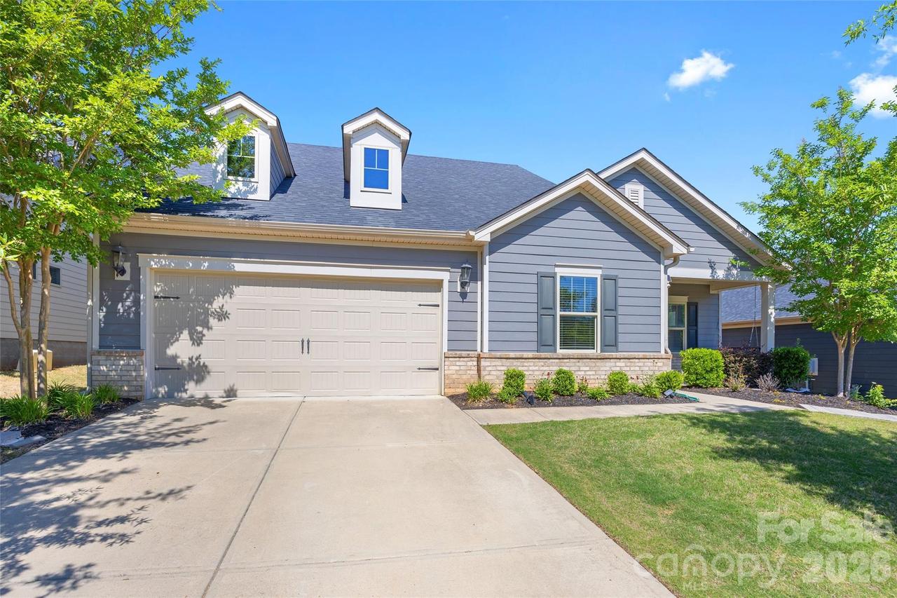 9306 Dufaux Dr., Charlotte, NC 28278