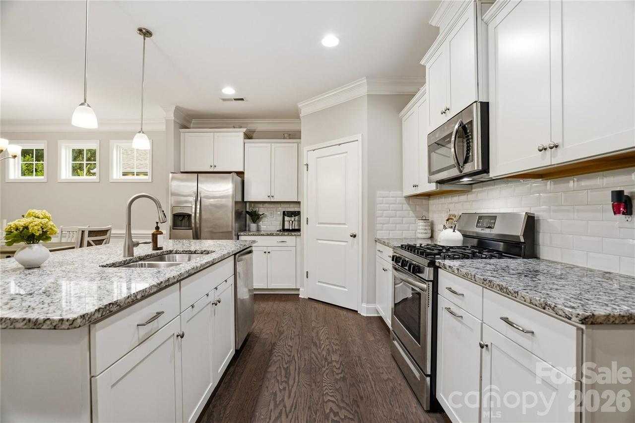 2444 Seagull Dr., Denver, NC 28037