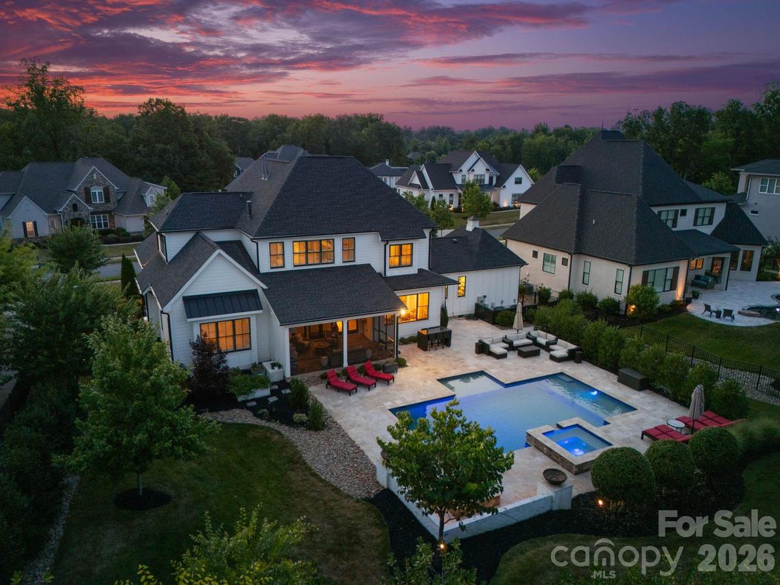 17106 Arkansas Ln., Davidson, NC 28036
