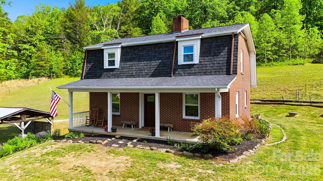 4316 Grandin Rd., Lenoir, NC 28645