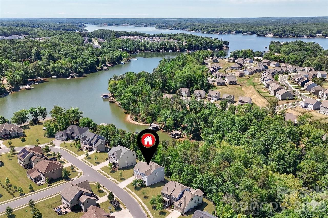 17403 Saranita Ln., Charlotte, NC 28278