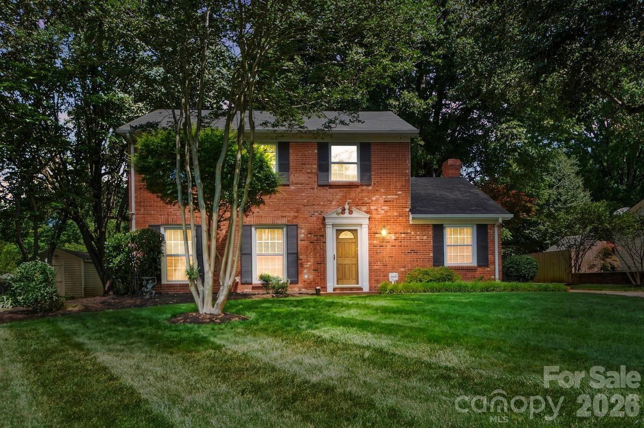 8616 Longbriar Dr., Charlotte, NC 28212