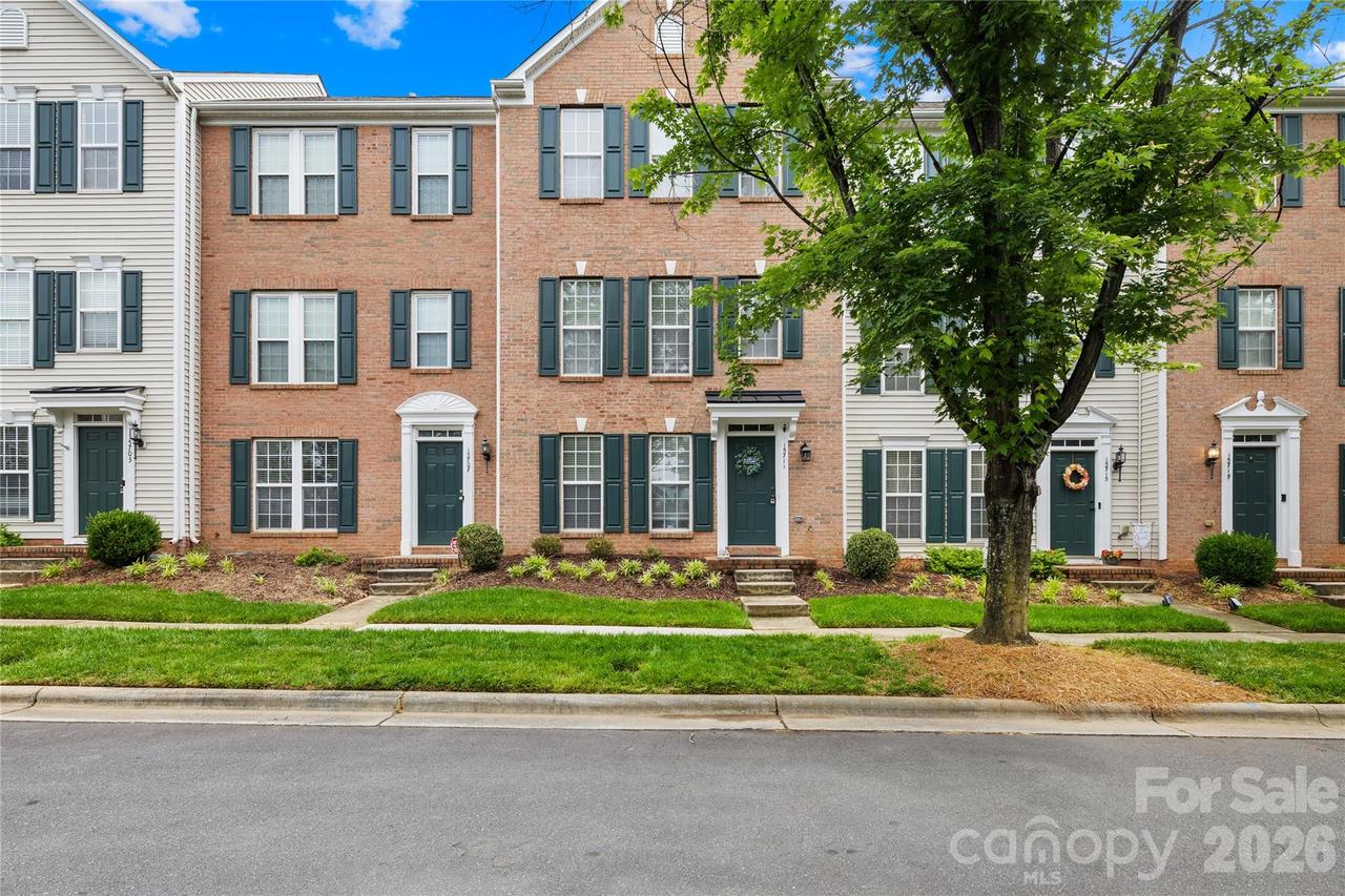 15711 King Louis Ct., Charlotte, NC 28277