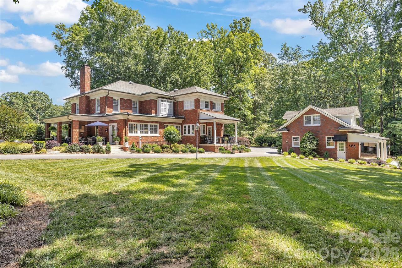 128 W Colonial Dr., Salisbury, NC 28144