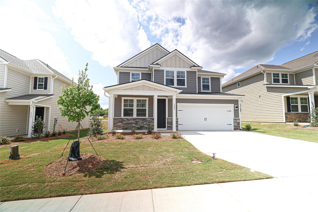5003 Twin River Dr., Denver, NC 28037