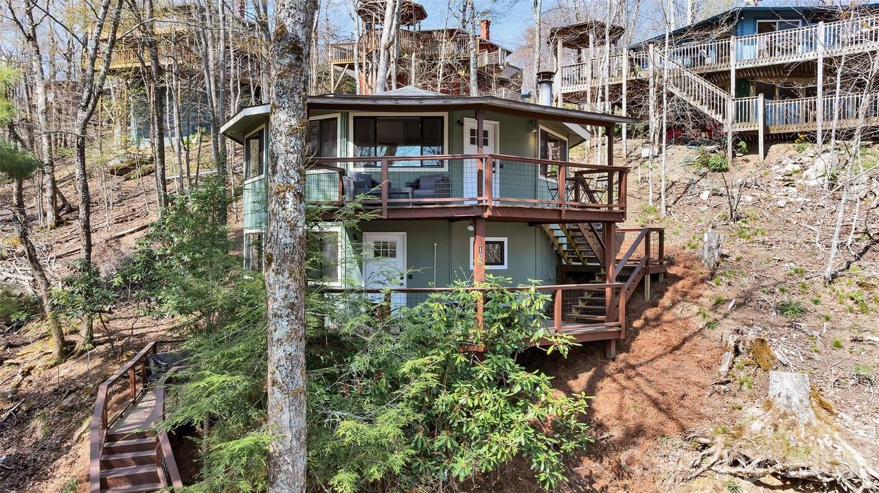109 Beechwood Ln., Beech Mountain, NC 28604