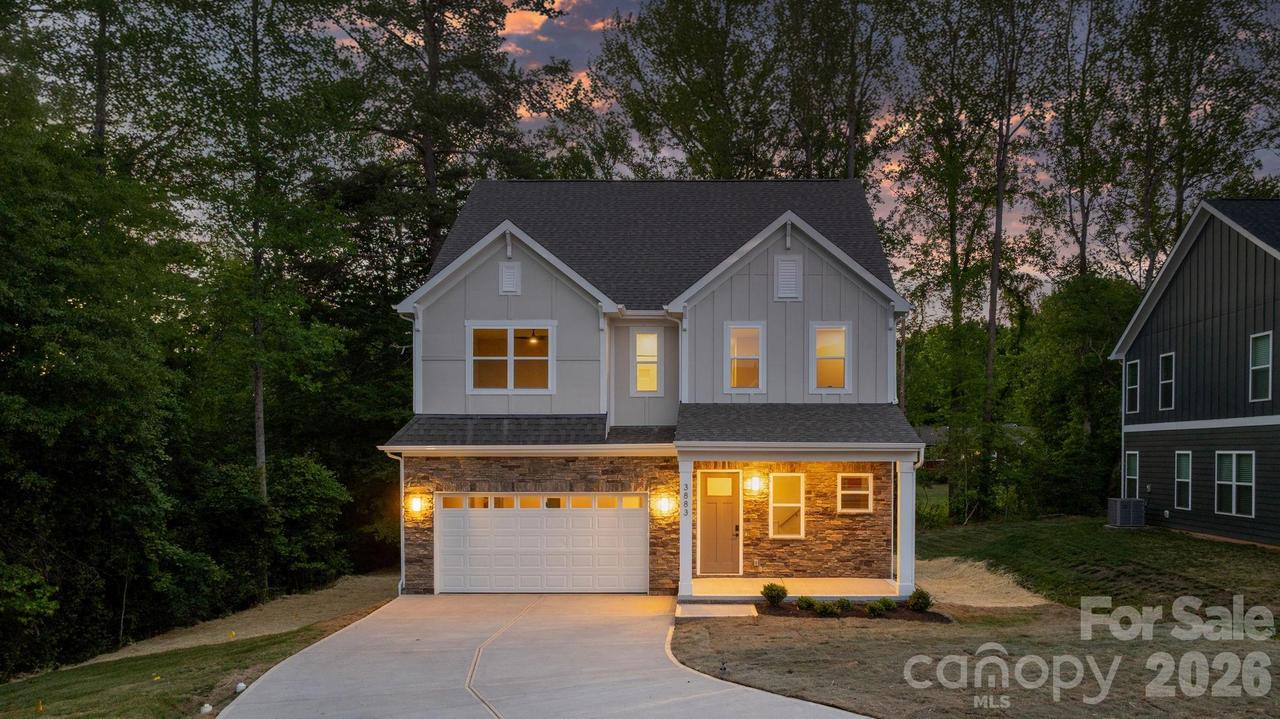 3883 12th St., Hickory, NC 28601