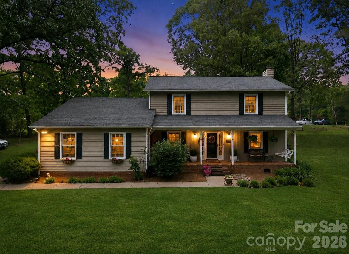 1496 Hardwood Cir., Newton, NC 28658