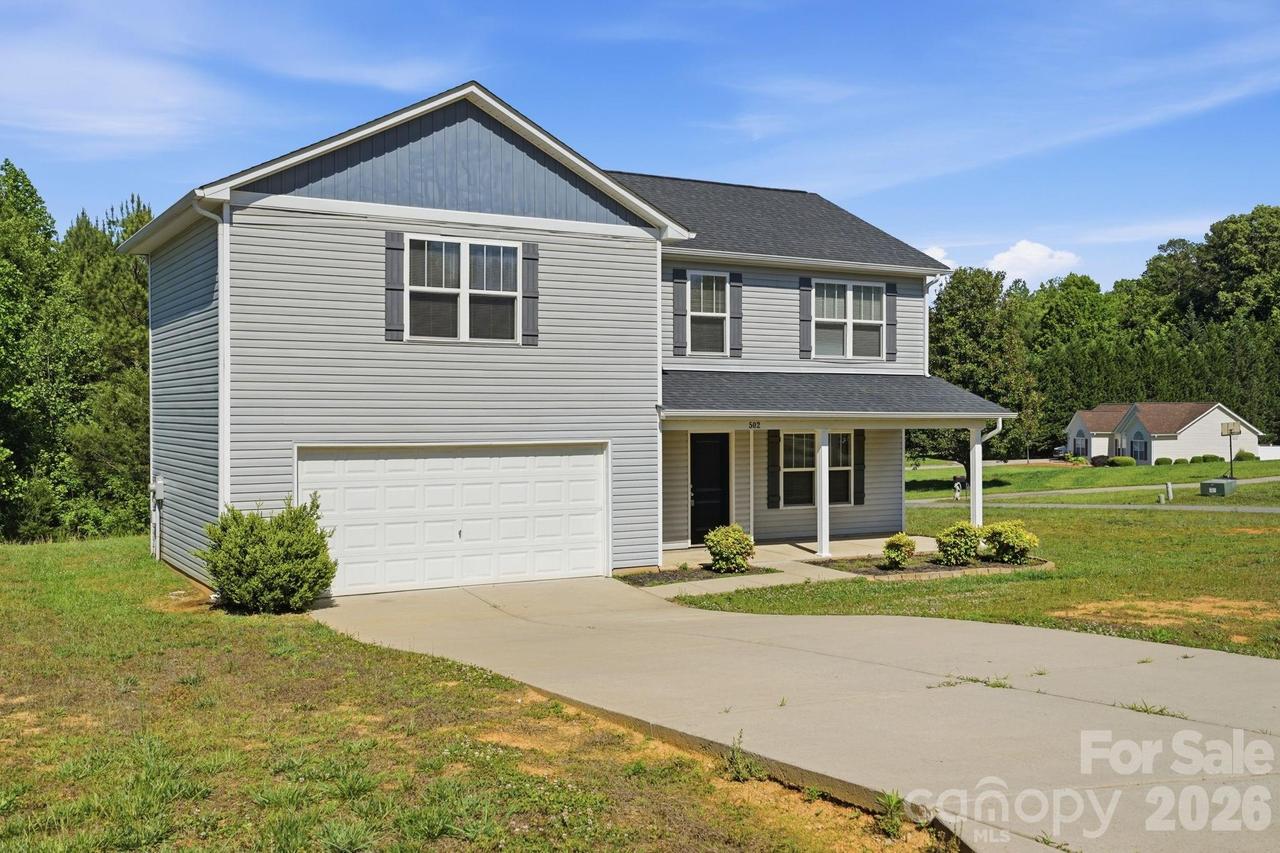 502 Coffeetree Ln., Stanley, NC 28164