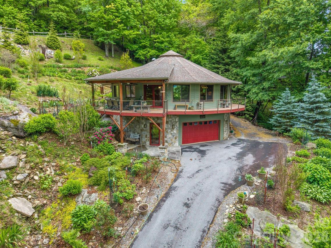 140 Slim Ridge, Maggie Valley, NC 28751