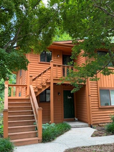 581 Courtwood Ln. #6, Hendersonville, NC 28739