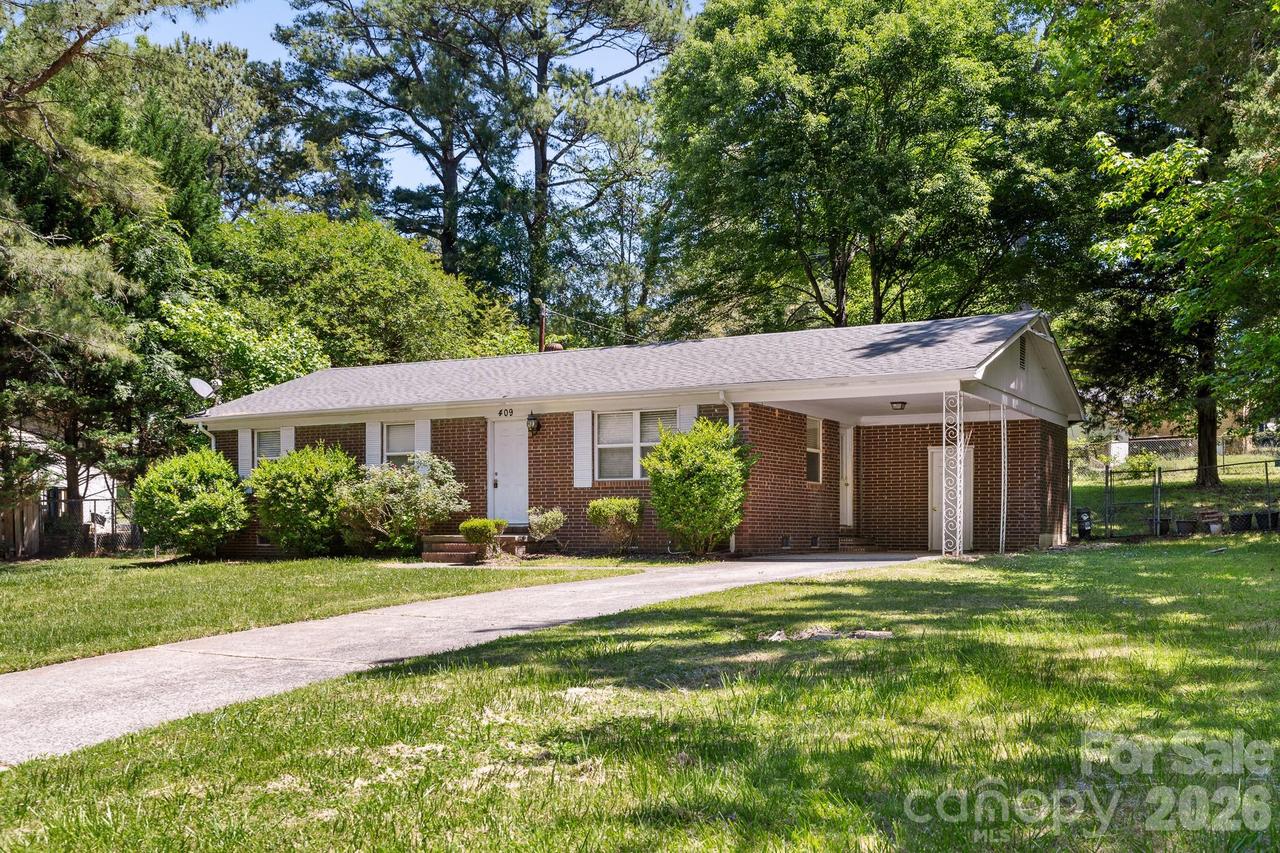409 Anne Ave., Waxhaw, NC 28173