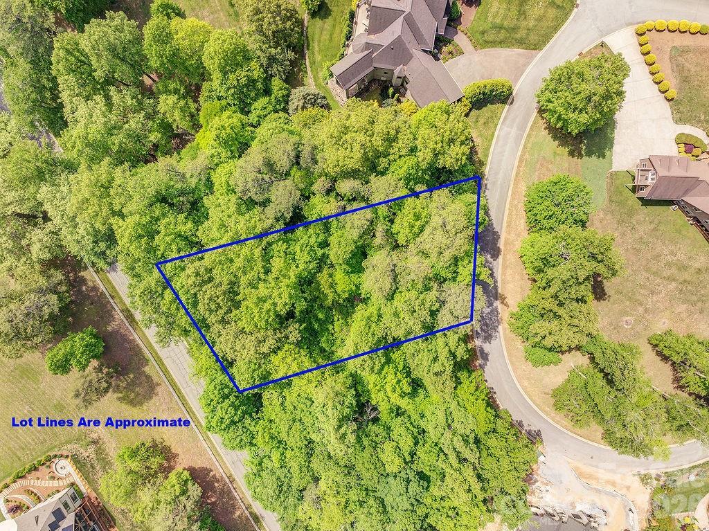 61 Bradford Vistas Dr., Fletcher, NC 28732