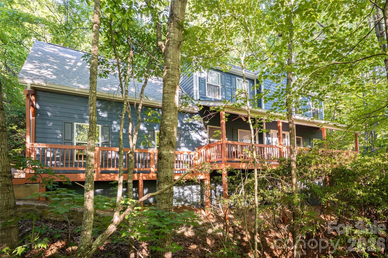 7 Timber Park Dr., Black Mountain, NC 28711