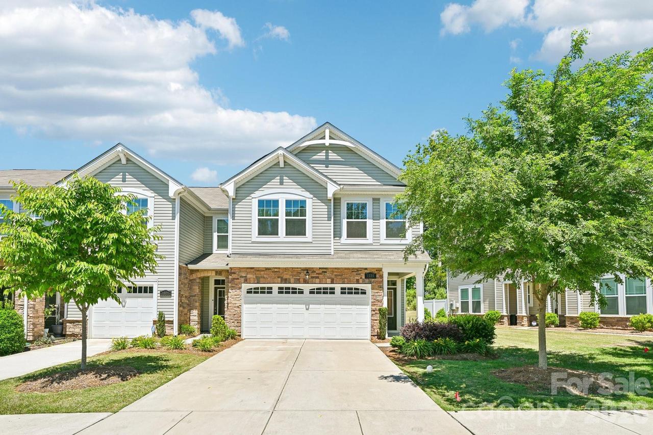 1325 Southern Sugar Dr., Charlotte, NC 28262